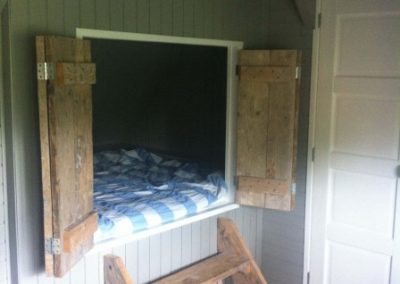 Binnenzijde woonhuis bekleden met diverse hout soorten